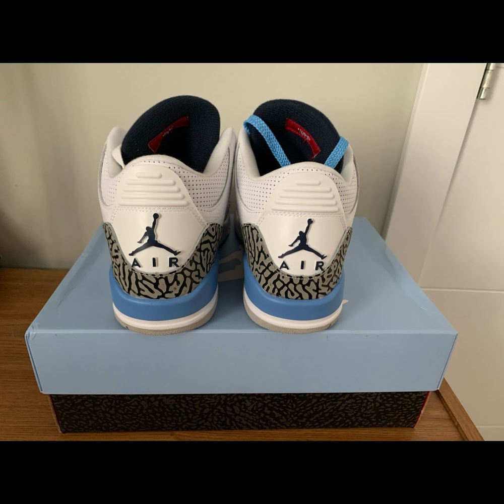 Jordan 3s unc - Picture 5 of 5